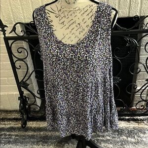 FLORAL &IVY Floral Sleeveless Top